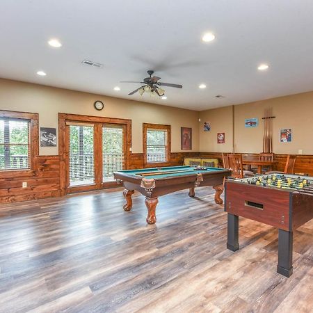 פיג'ן פורג' Smokystays 6 Bedroom Cabin מראה חיצוני תמונה