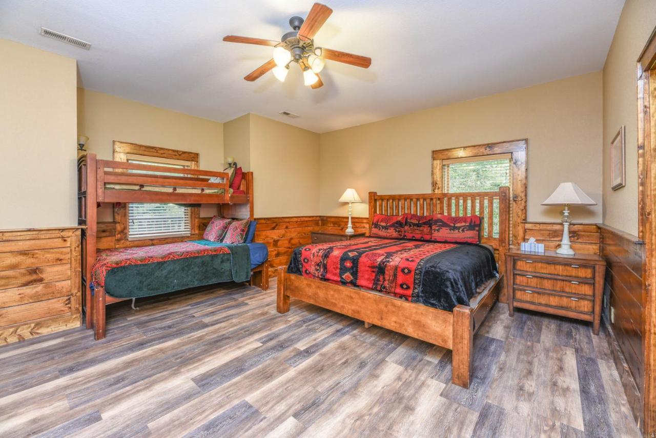 פיג'ן פורג' Smokystays 6 Bedroom Cabin מראה חיצוני תמונה