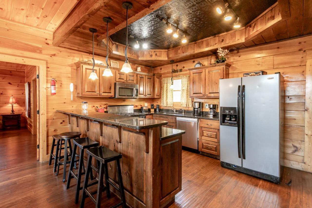 פיג'ן פורג' Smokystays 6 Bedroom Cabin מראה חיצוני תמונה