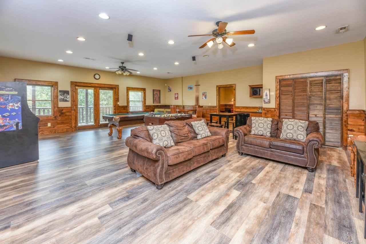 פיג'ן פורג' Smokystays 6 Bedroom Cabin מראה חיצוני תמונה