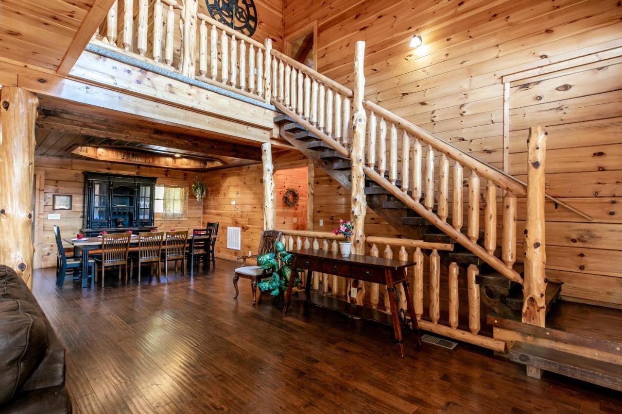 פיג'ן פורג' Smokystays 6 Bedroom Cabin מראה חיצוני תמונה